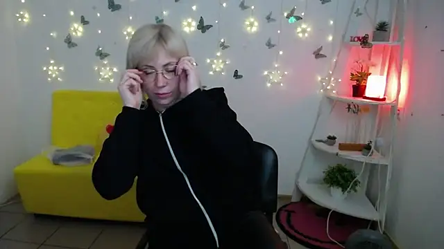 Онлайн чат XXX LaurenWishy