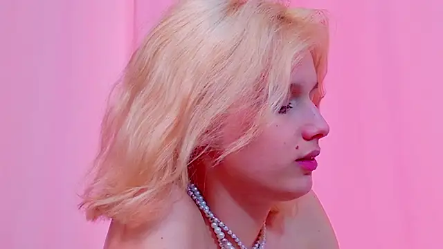 MeowthLilu – Naživo XXX chat