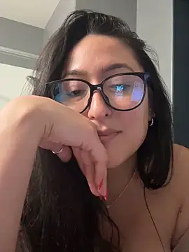 Goddessxxrosexx Adlı Modelin Canlı XXX Sohbeti