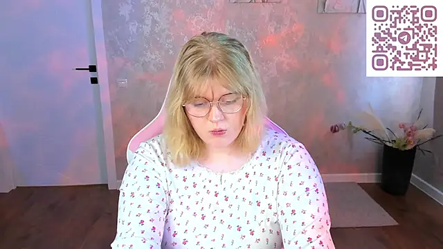 Chat XXX en directo de luna_c0ra