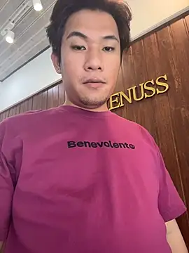 Titanryu Pertunjukan Webcam