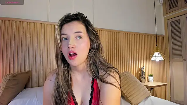 XXX chat uživo modela MiaBrokss_