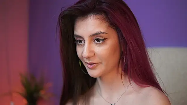 SabrinaHopen Live XXX chat