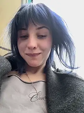 Only_April Adlı Modelin Canlı XXX Sohbeti