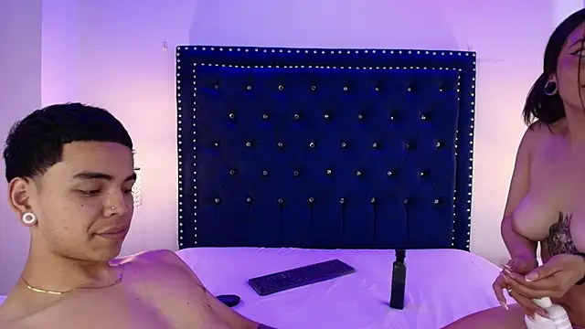 Jaden_and_sofia's Live XXX Chat