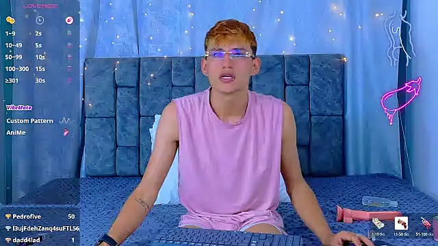 NicolasTorrez live XXX chat