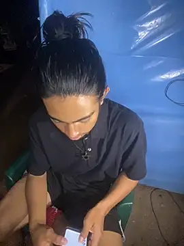 Pertunjukan Kamera Web Mellvinn