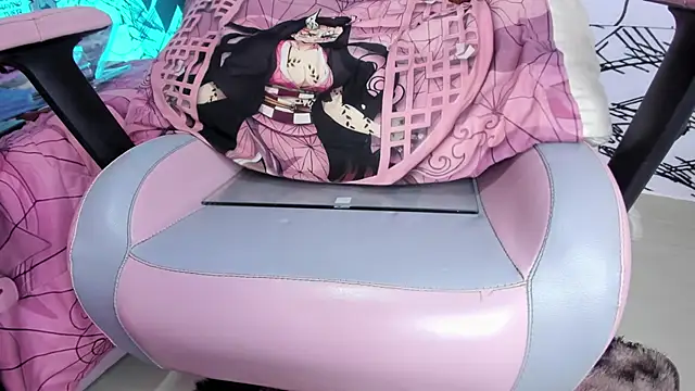 Megan_cute4u Chat XXX in diretta