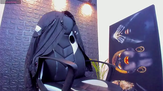 tommike: онлайн-секс-чат