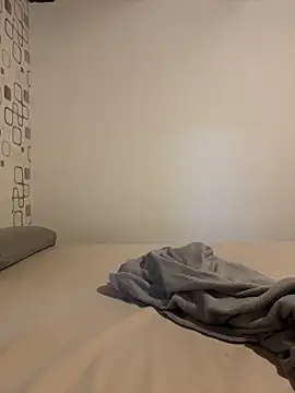 LittleChaosQueen 网络视讯表演