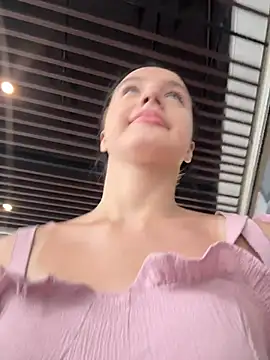 Webkamerová show MiaTee