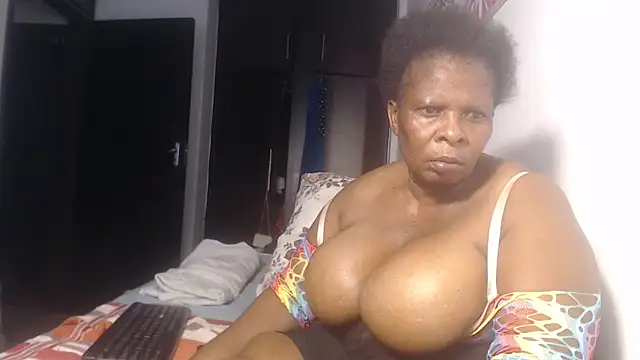 Lucia-boobs 웹캠 쇼