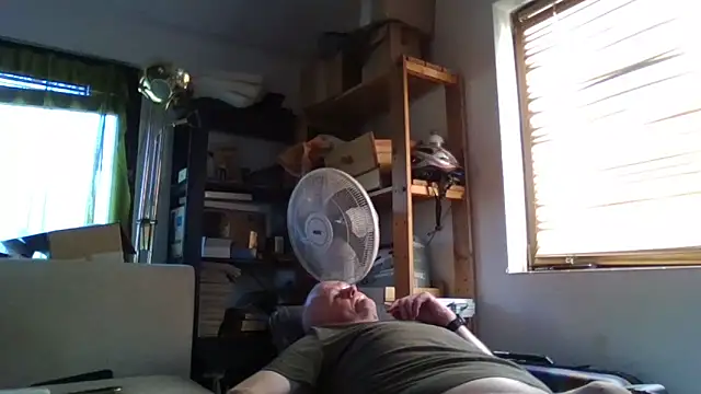 Vandrino: απευθείας συνομιλία ΧΧΧ