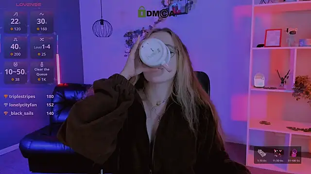 luna_berryy Chat XXX in diretta