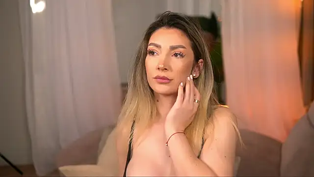 ErisVesper 在線直播表演