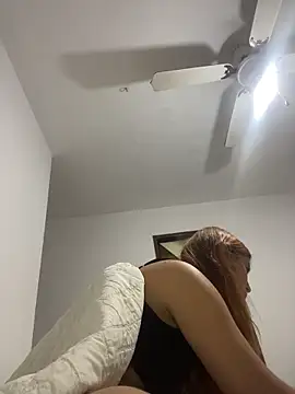 baddieasiantvのライブXXXチャット