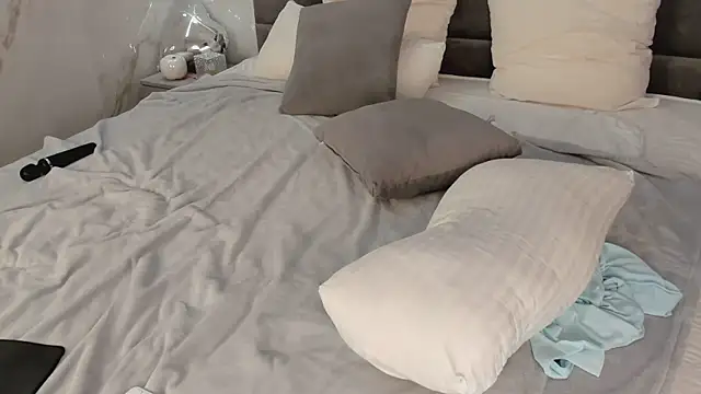 Pertunjukan Kamera Web Nicole_Charm