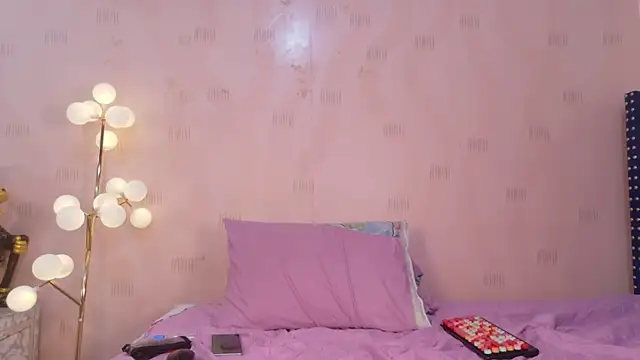 littleebonymommy live XXX chat