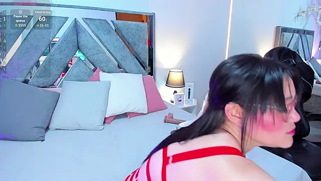 Astrid_williams Adlı Modelin Canlı XXX Sohbeti