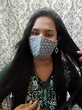 Tamil_Charu_ Live XXX-Chat