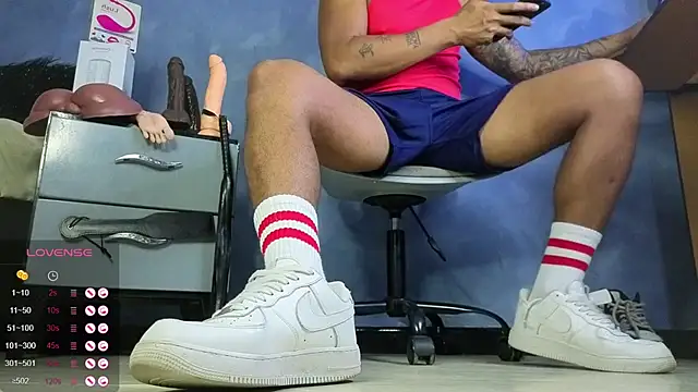 TomLover_12's Live XXX Chat