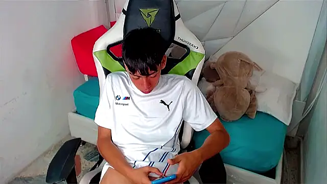 Liarr_ 网络视讯表演