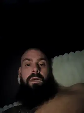 Show modela BigDonnyBig na web-kameri