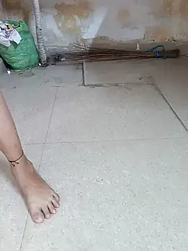 Khushi_rani's Webcam Show