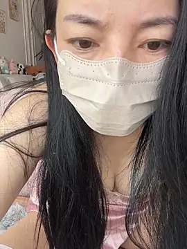 diudiubaobei_ 网络视讯表演