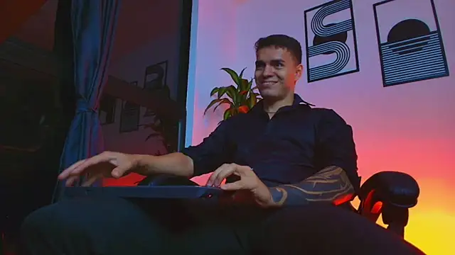 دردشة ALPHA_DOMINUS_ الجنسية المباشرة