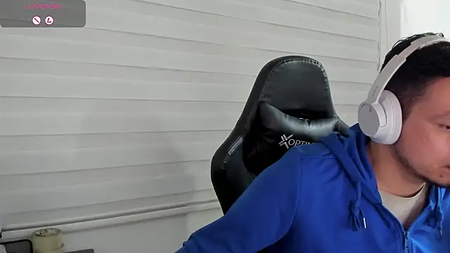 Rick_Adams élő XXX-chatje