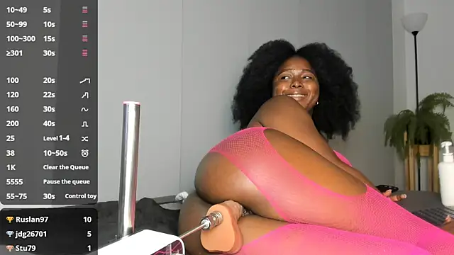 XXX chat uživo modela TanishaEvans