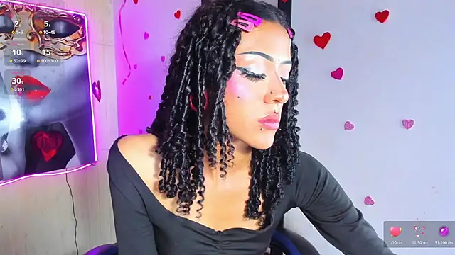 แชท XXX สดของ dolly_boob