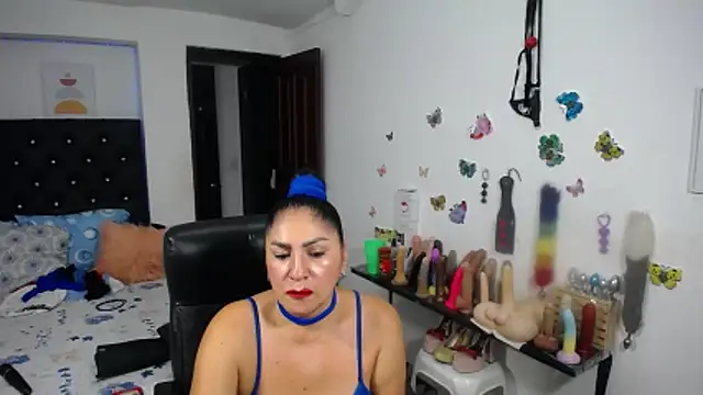 mature_bigboobs10 现场XXX聊天