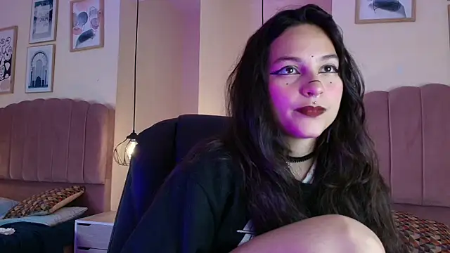 Hanabie_: онлайн-секс-чат