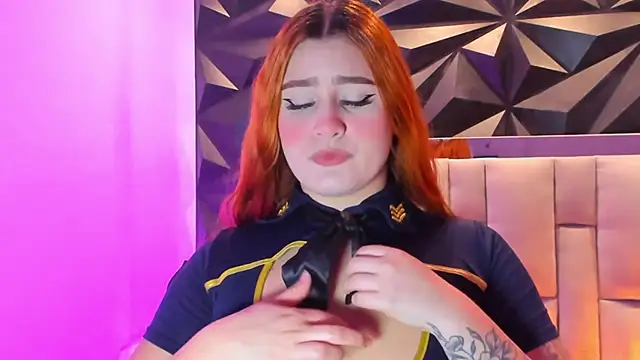 Chat XXX en directo de megan_whitee__