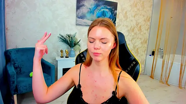 Strawberrye: απευθείας συνομιλία ΧΧΧ