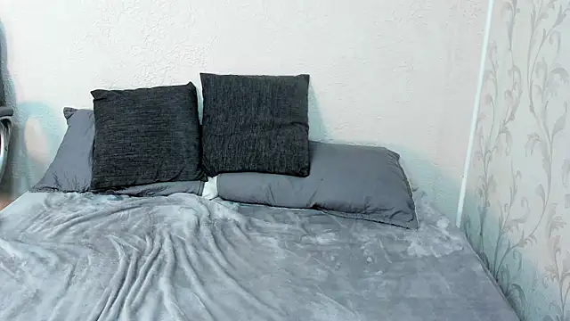 Pokazy przed kamerką – Liam_Cyrus