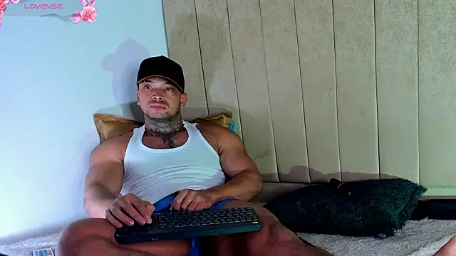 Stiven_collins লাইভ XXX চ্যাট