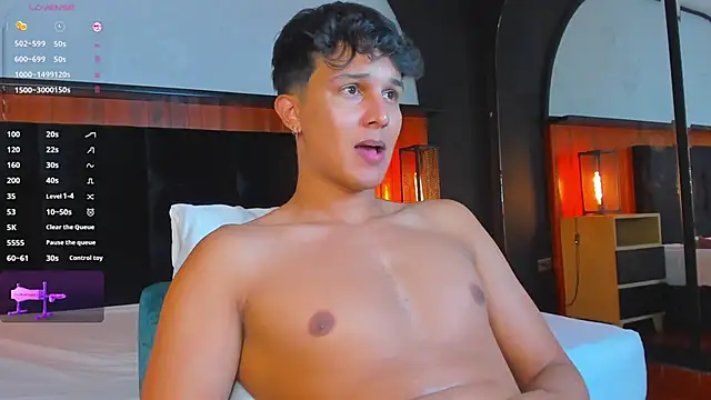 Leo_Savage_ webkamerás műsora