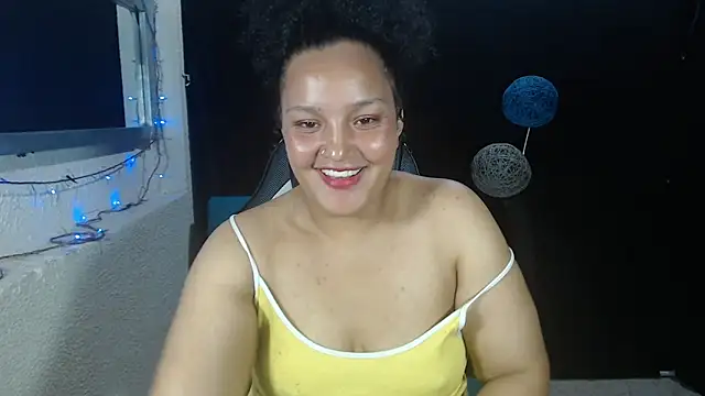 SofiaRoyal2308 라이브 XXX 채팅