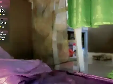 Yourgoddess_jayve Adlı Modelin Canlı XXX Sohbeti