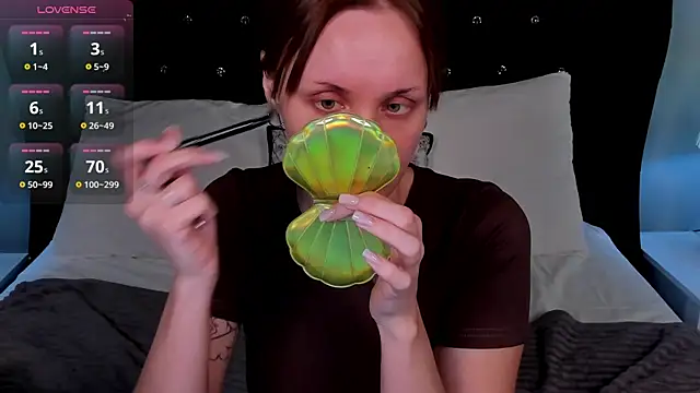 LianaFord's Live XXX Chat