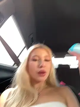 Show de Kiss_Auroraa na webcam