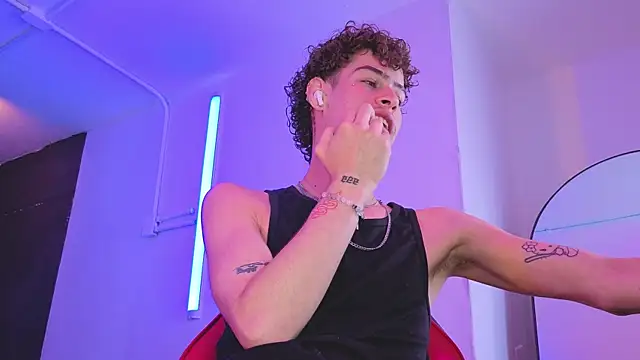 nova_salvatore Live XXX-Chat