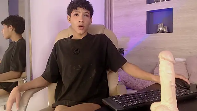 Chat +18 de Velvet_An ao vivo