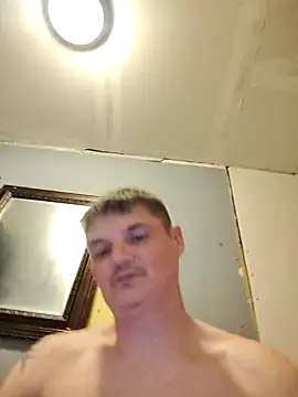 023Longandjuicyn Webbikameraesitys