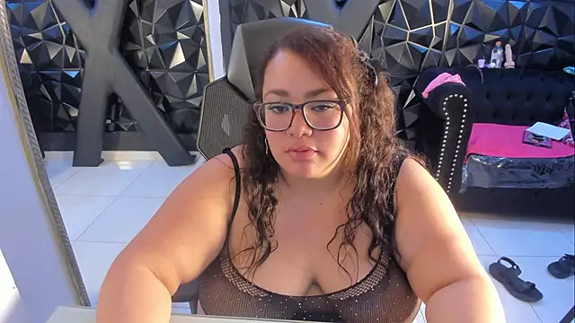 AbbyRogers1 Chat XXX in diretta