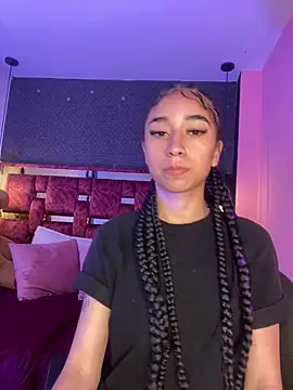 Alahia_pink_ webcam show