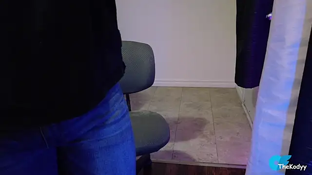 Show modela Thekodyy na web-kameri